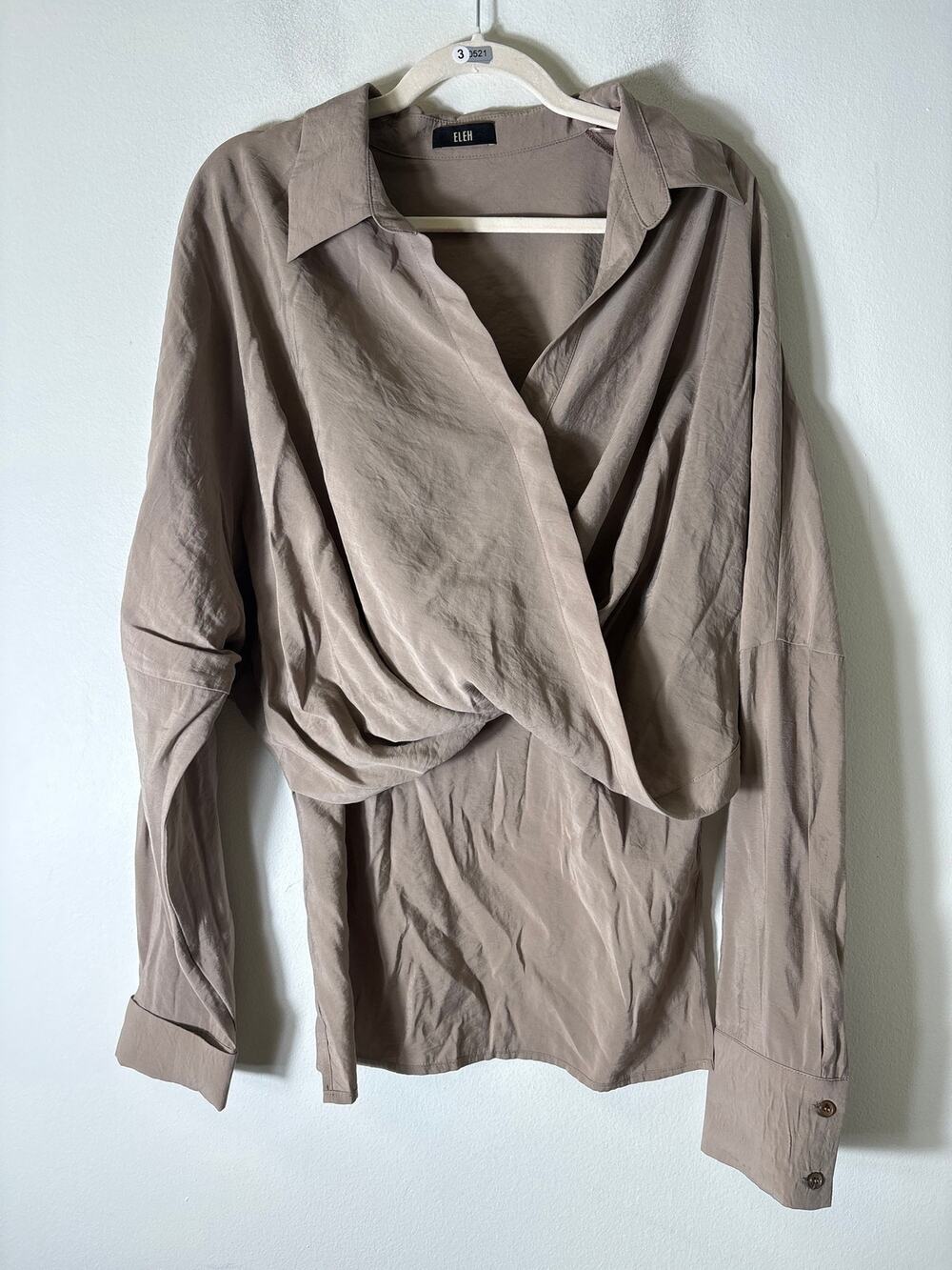 ELEH Taupe/Tan Long Sleeve Hi Low Hem Long Sleeve Wrap Shirt sz 42